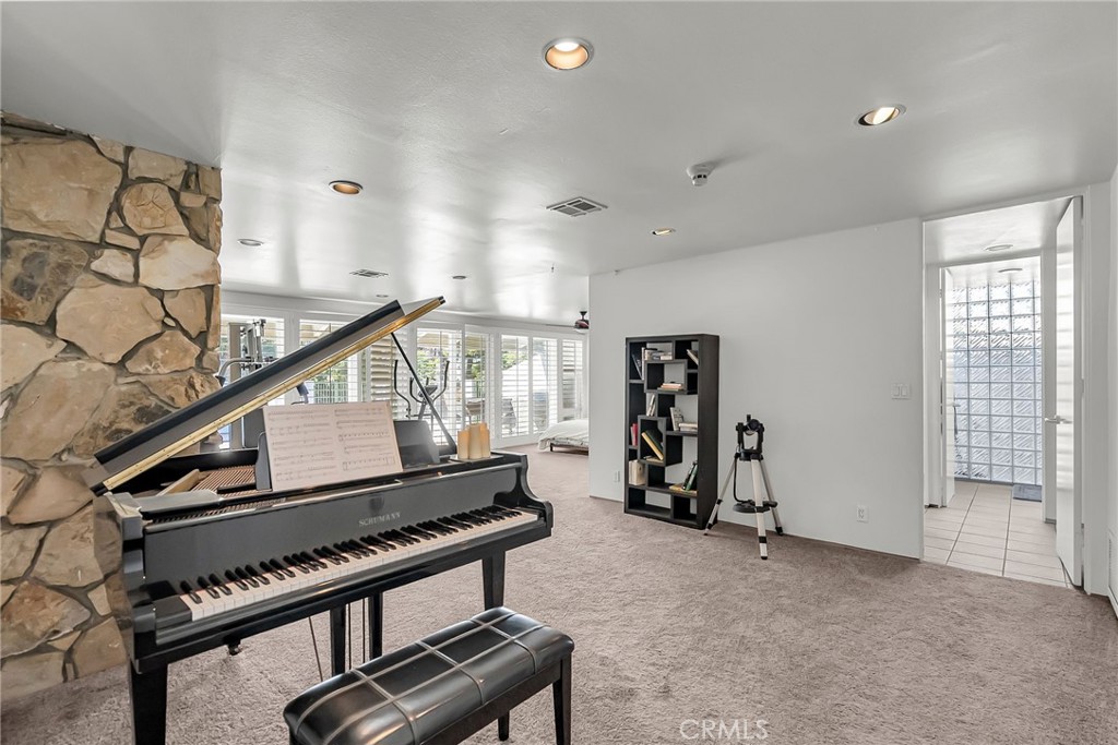 2110 Hathaway Place Riverside, CA 92506 - Photo 25 of 56