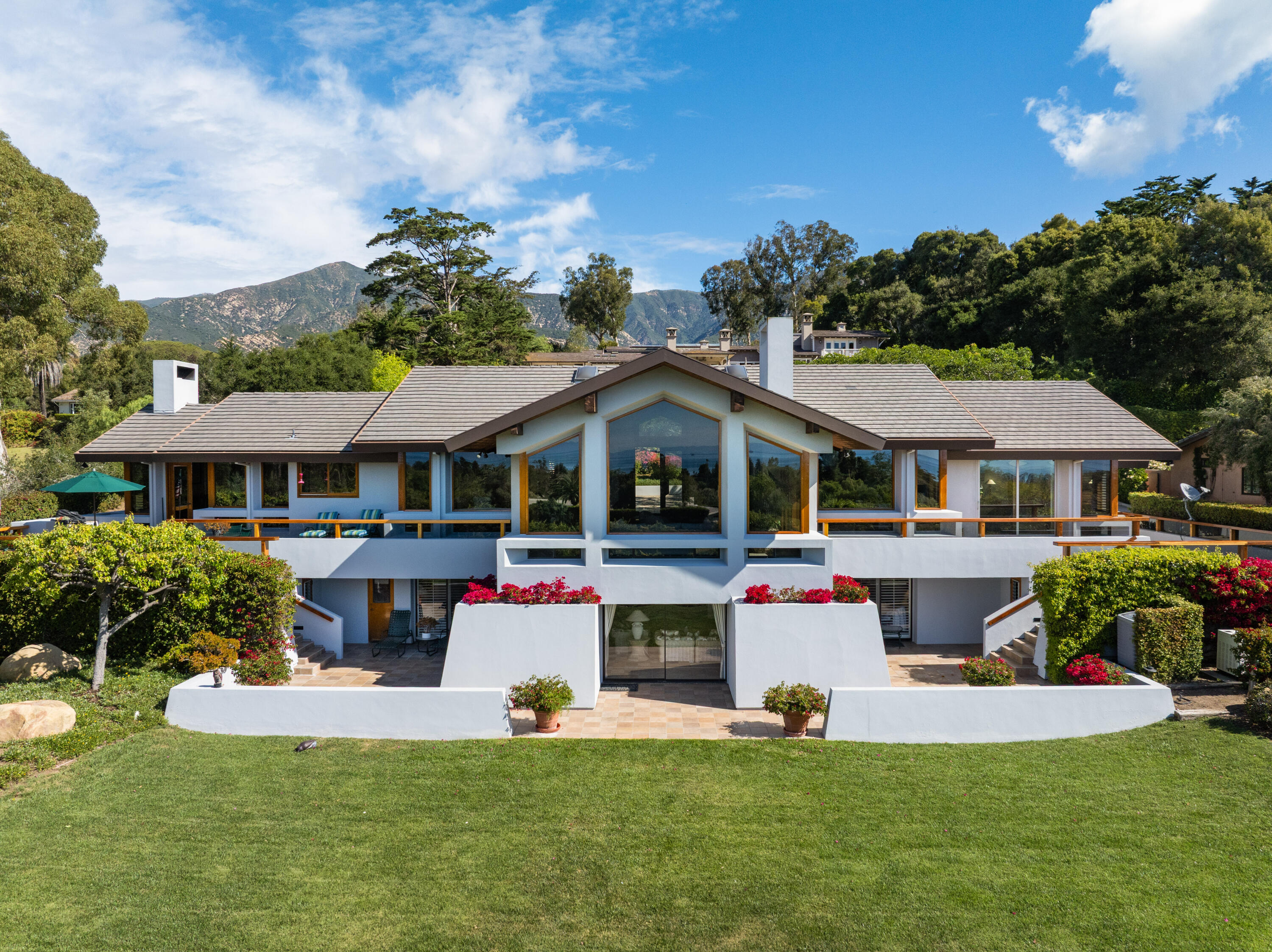 430 Santa Rosa Lane Montecito, CA 93108 - Photo 6 of 35 430 Santa Rosa Ln (3)