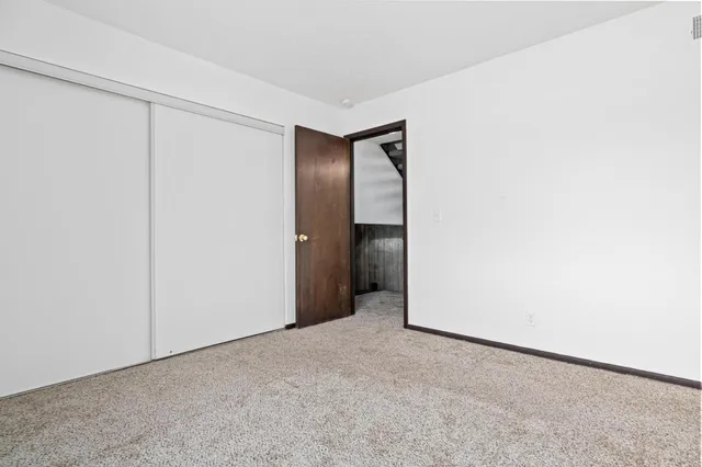 $175,000 | 5636 Brookdale Drive North, Brooklyn Park, MN 55443