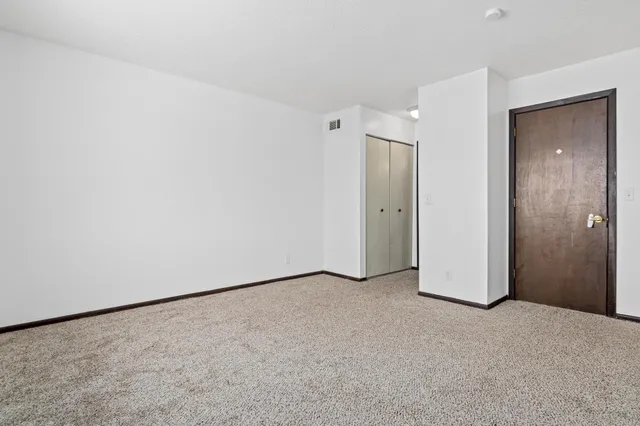 $175,000 | 5636 Brookdale Drive North, Brooklyn Park, MN 55443