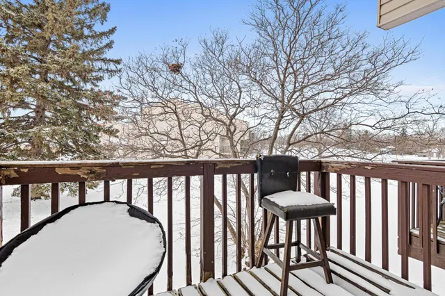 $175,000 | 5636 Brookdale Drive North, Brooklyn Park, MN 55443