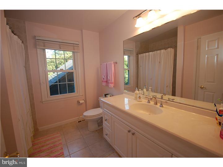 532 Oriole Road Villanova, PA 19085 - Photo 17 of 25 Bathroom