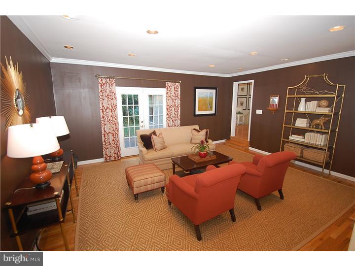 532 Oriole Road Villanova, PA 19085 - Photo 3 of 25 Living Room