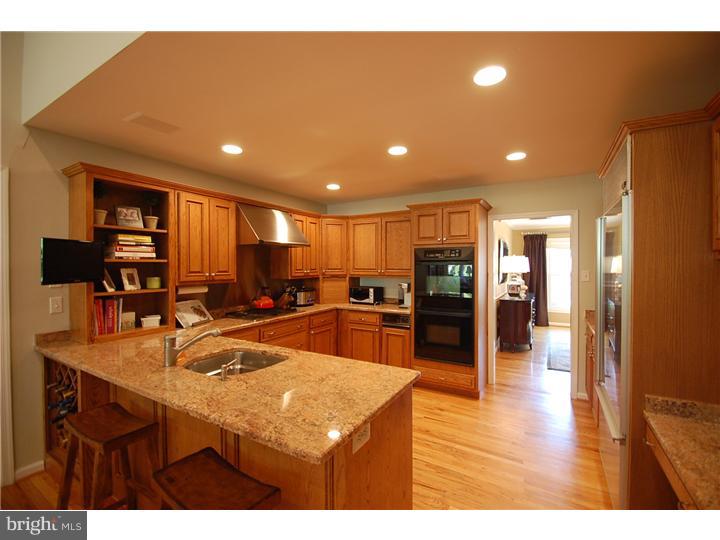 532 Oriole Road Villanova, PA 19085 - Photo 6 of 25 Kitchen