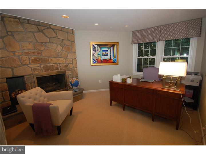 532 Oriole Road Villanova, PA 19085 - Photo 10 of 25 Den