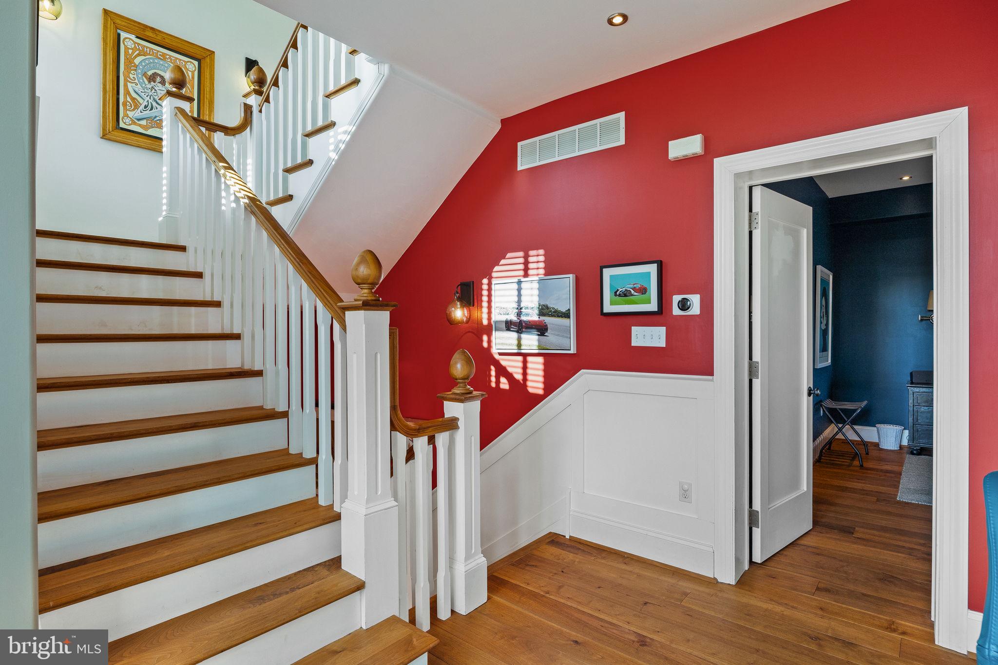 308 Monastery Avenue Philadelphia, PA 19128 - Photo 31 of 70 a view of entryway