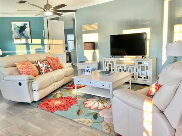 $3,250 | 3418 79th Street Circle West, Unit 302, Bradenton, FL 34209