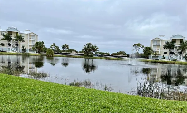 $3,250 | 3418 79th Street Circle West, Unit 302, Bradenton, FL 34209