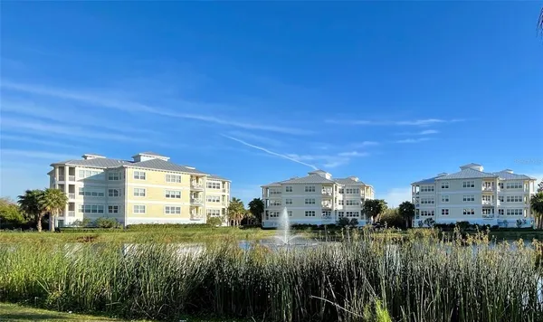 $3,250 | 3418 79th Street Circle West, Unit 302, Bradenton, FL 34209