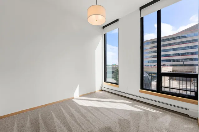 $2,395 | 1240 South 2nd Street, Unit 119, Minneapolis, MN 55415