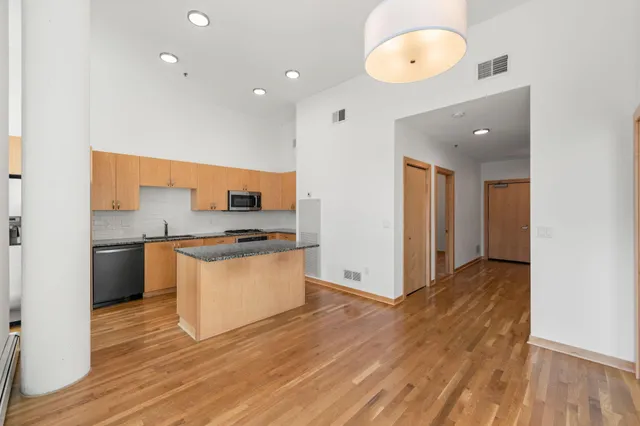 $2,395 | 1240 South 2nd Street, Unit 119, Minneapolis, MN 55415