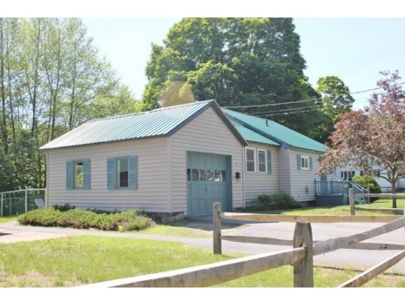 16 A Summit Avenue Springfield, VT 05156 - Photo 2 of 17