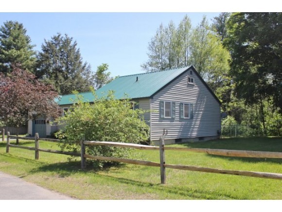 16 A Summit Avenue Springfield, VT 05156 - Photo 5 of 17