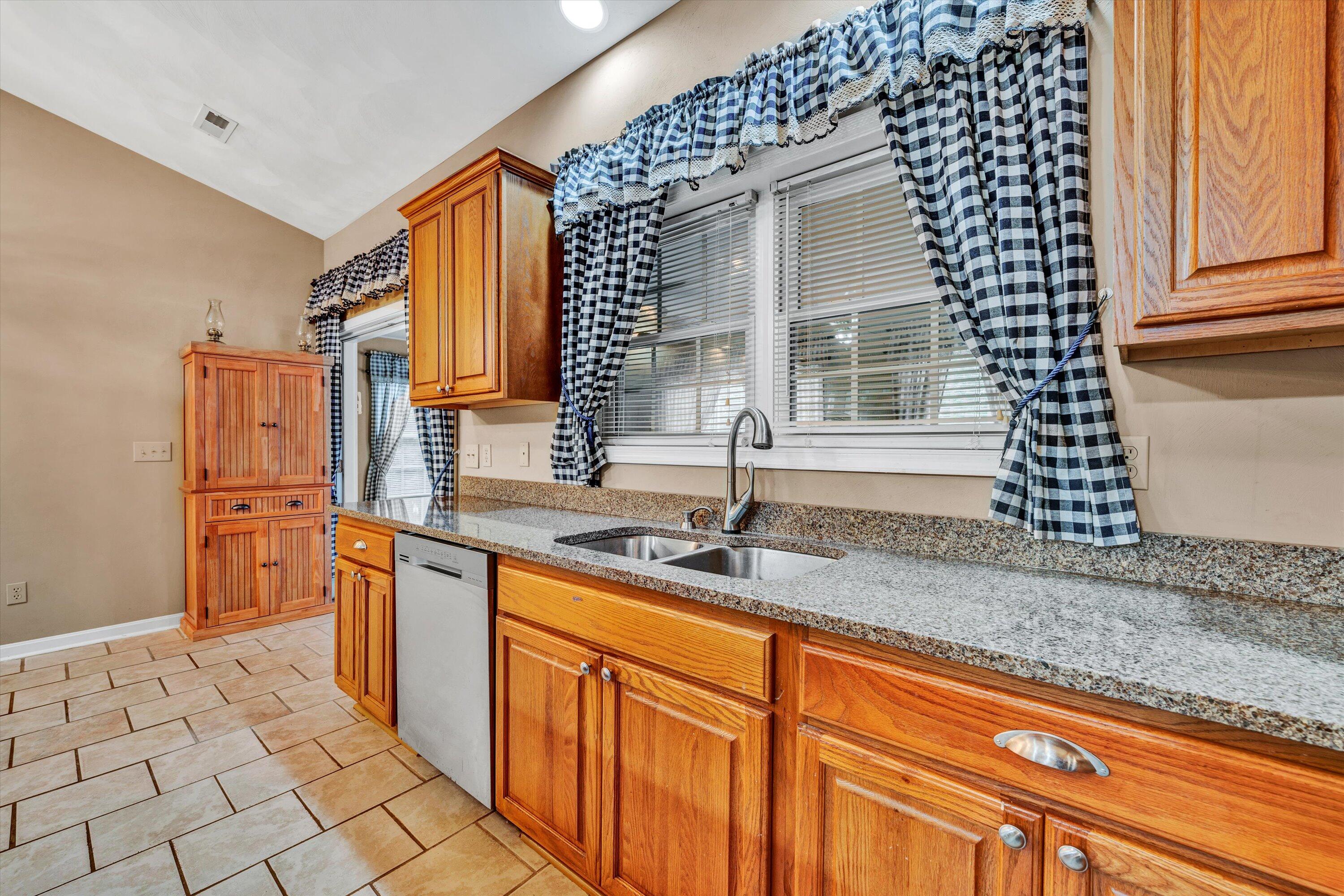 4828 Hardy Road Hardy, VA 24101 - Photo 11 of 49 11-091320240087