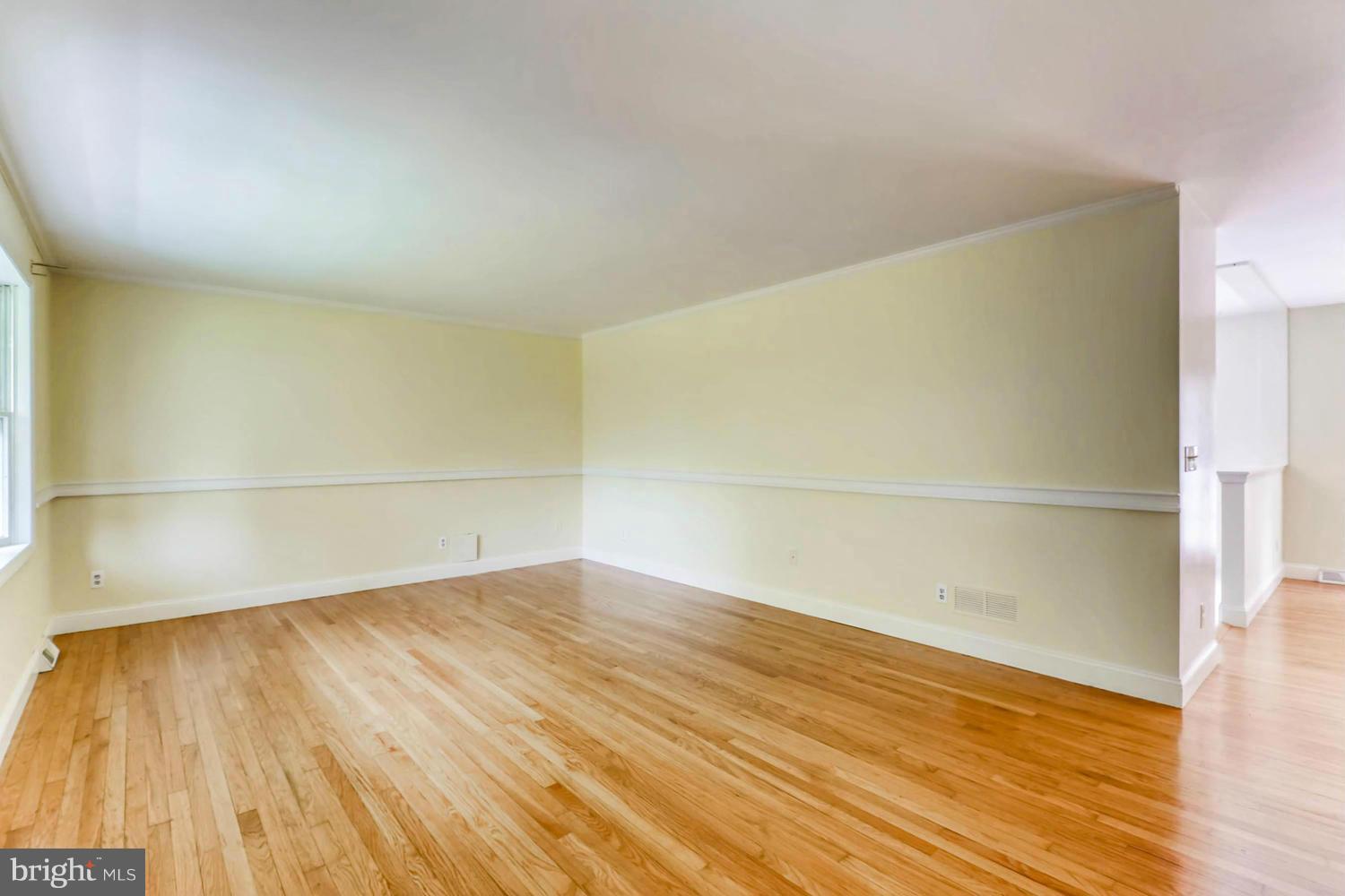2621 Cool Spring Road Bel Air, MD 21015 - Photo 4 of 30 Living Room