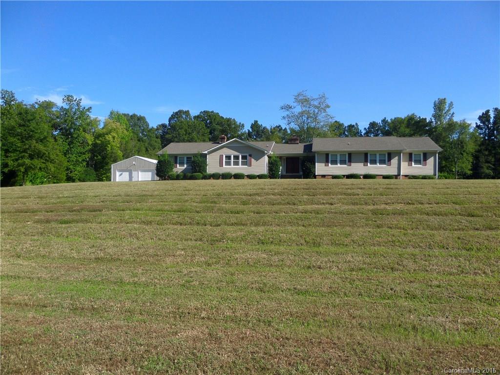 1460 Farmstead Road Rock Hill, SC 29732 - Photo 2 of 24 Gallery Image 2