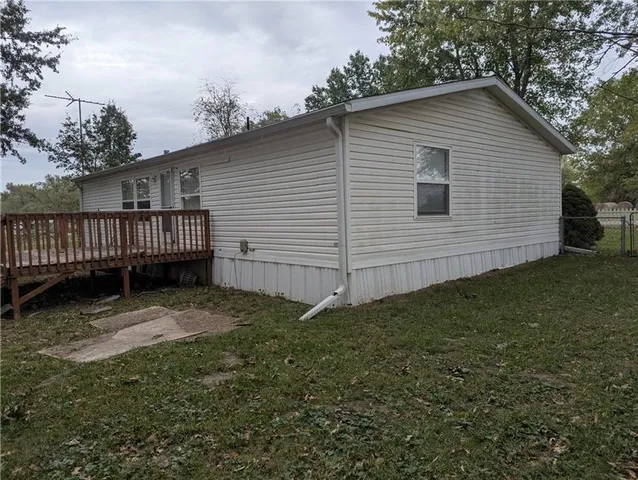 $147,200 | 7529 Beach Drive, Odessa, MO 64076