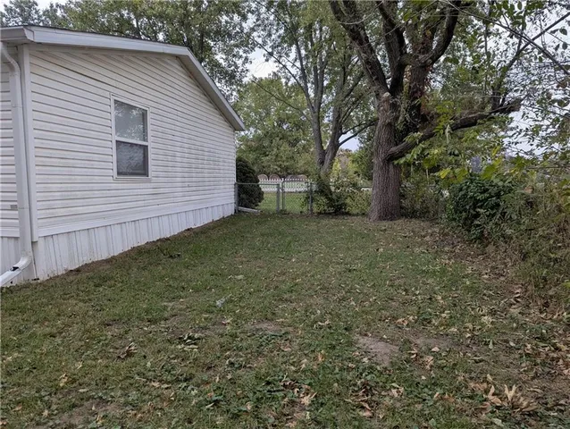 $147,200 | 7529 Beach Drive, Odessa, MO 64076