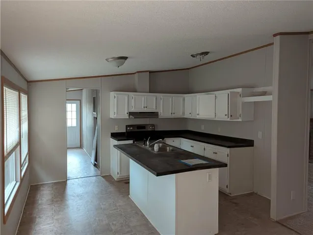 $147,200 | 7529 Beach Drive, Odessa, MO 64076