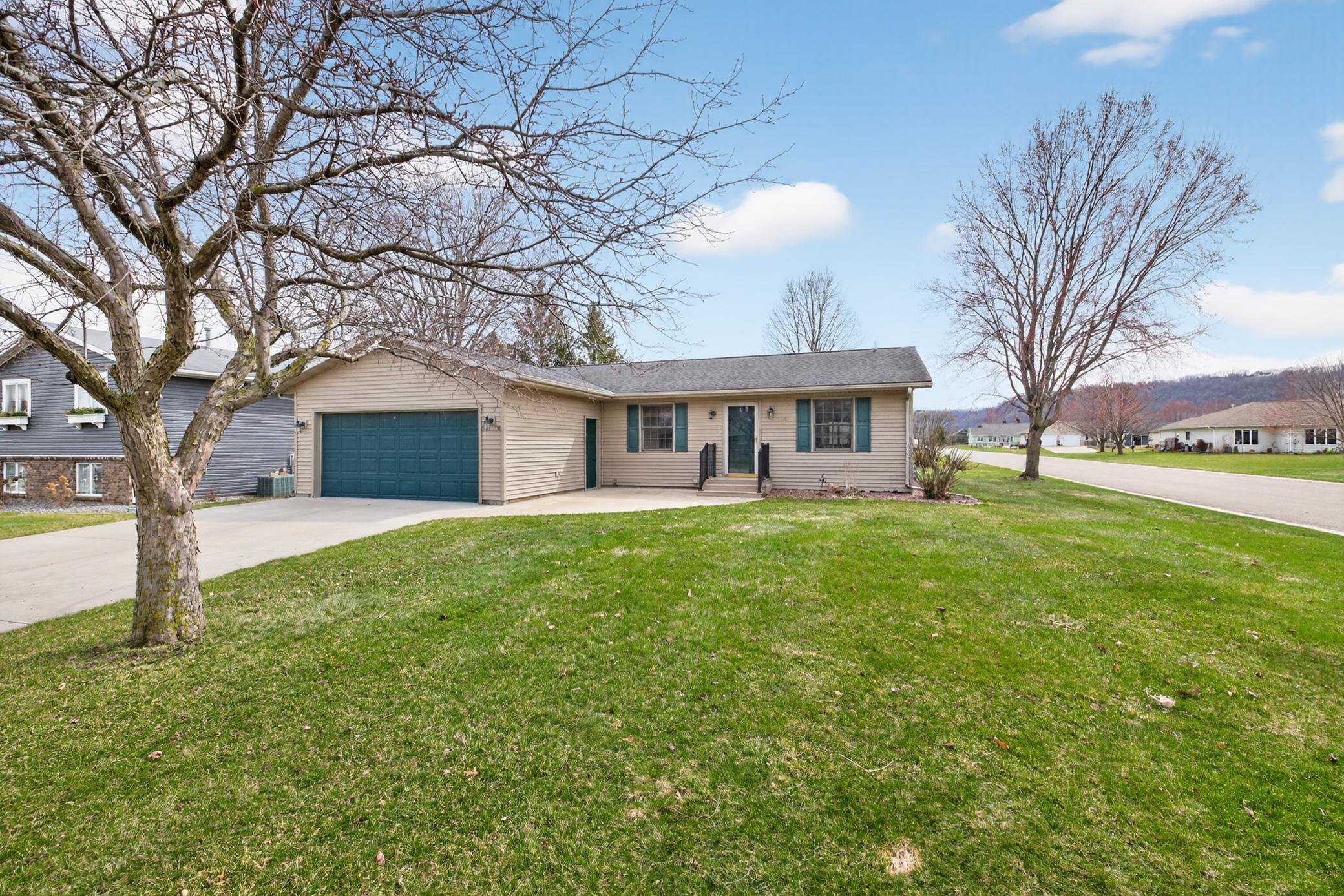 706 12th Street East Wabasha, MN 55981 - Photo 1 of 1