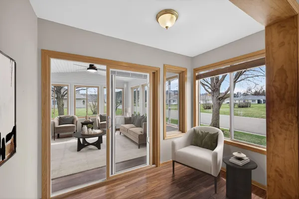 $349,900 | 706 12th Street East, Wabasha, MN 55981