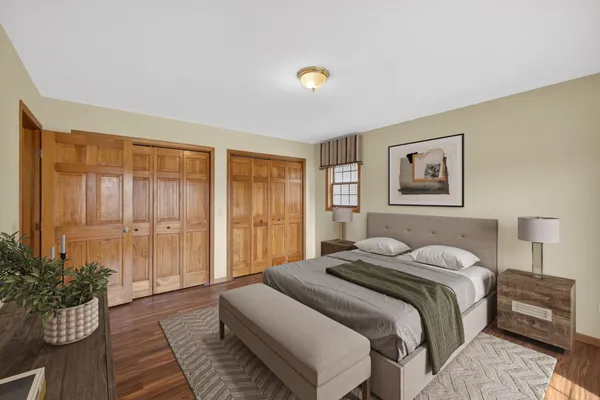 $349,900 | 706 12th Street East, Wabasha, MN 55981