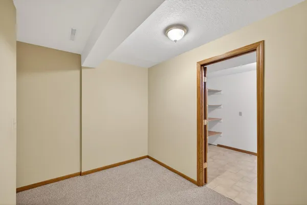 $349,900 | 706 12th Street East, Wabasha, MN 55981