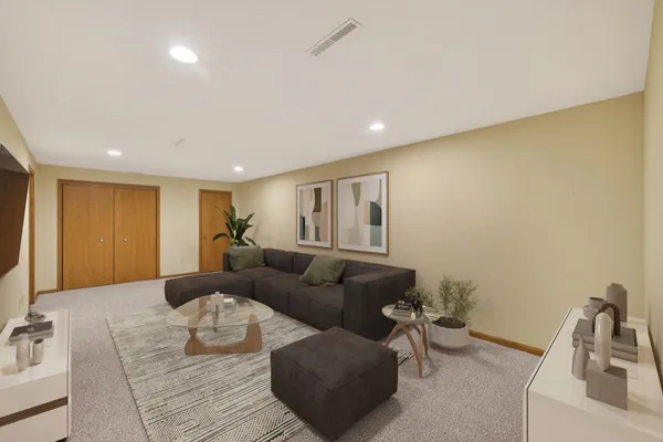 $349,900 | 706 12th Street East, Wabasha, MN 55981