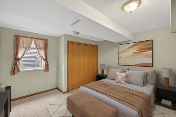 $349,900 | 706 12th Street East, Wabasha, MN 55981