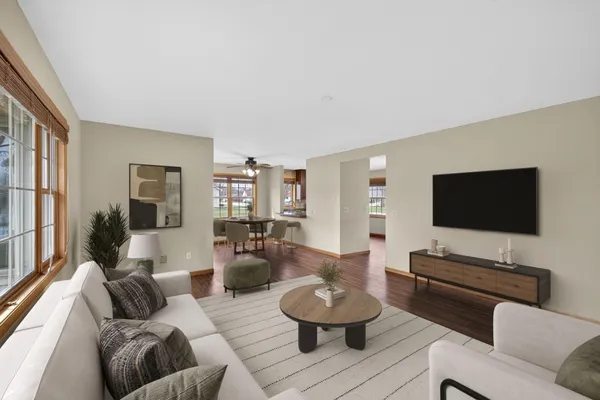 $349,900 | 706 12th Street East, Wabasha, MN 55981