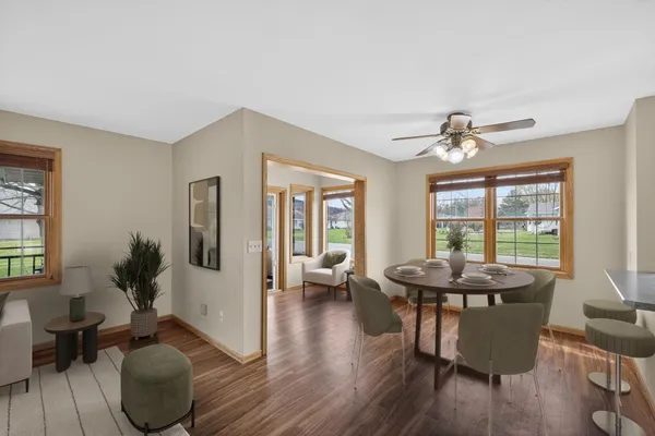 $349,900 | 706 12th Street East, Wabasha, MN 55981