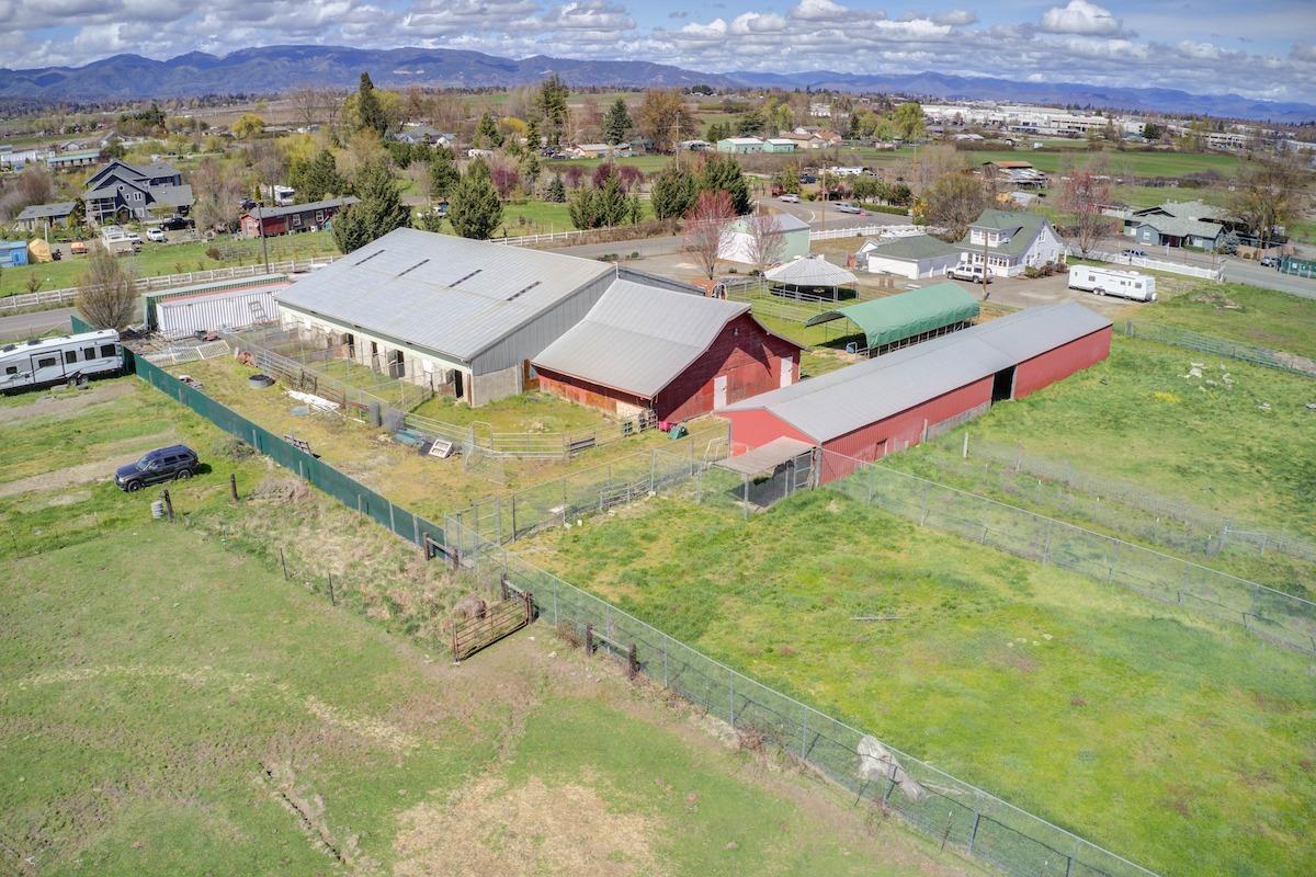51 South Stage Road Medford, OR 97501 - Photo 30 of 30 Additional Photo