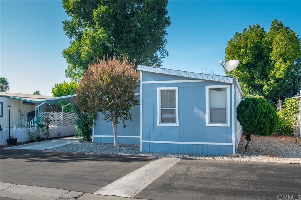 15181 Van Buren Riverside Ca, Unit 93 Riverside, CA 92504 - Photo 3 of 28