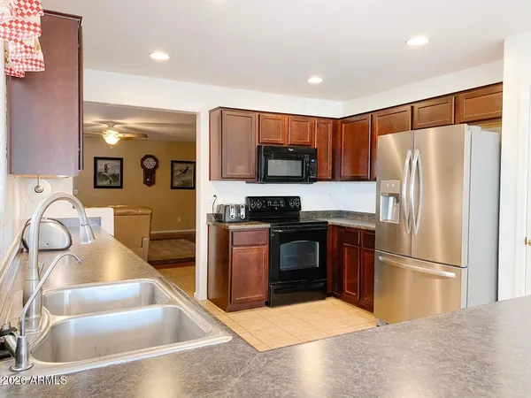 $1,800 | 25006 West Hidalgo Drive, Buckeye, AZ 85326