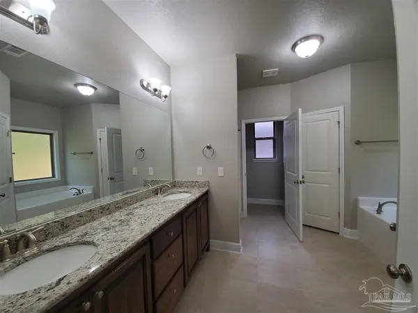 $1,875 | 5354 Woodlet Court, Pace, FL 32571