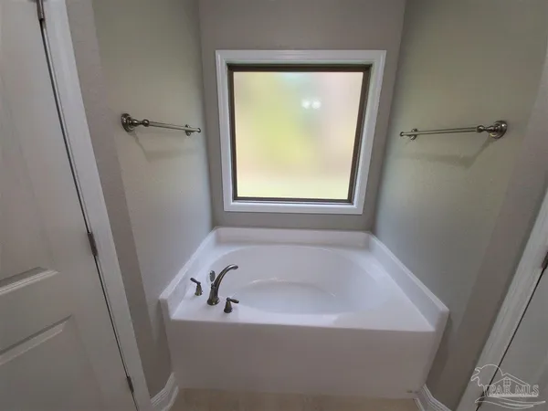 $1,875 | 5354 Woodlet Court, Pace, FL 32571