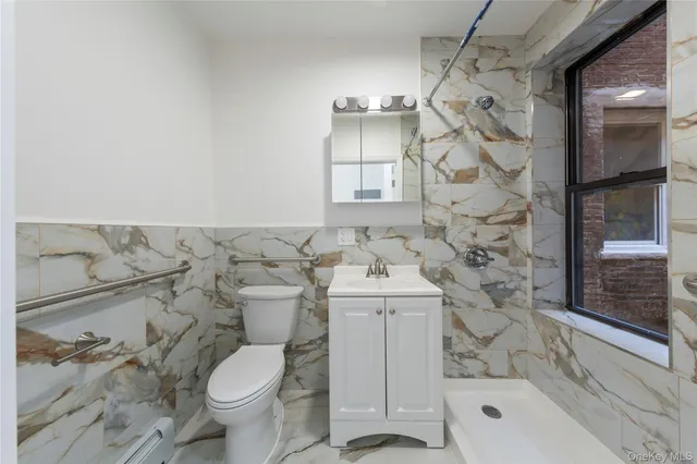 $3,000 | 1587 Lincoln Place, Unit 1 | Crown Heights