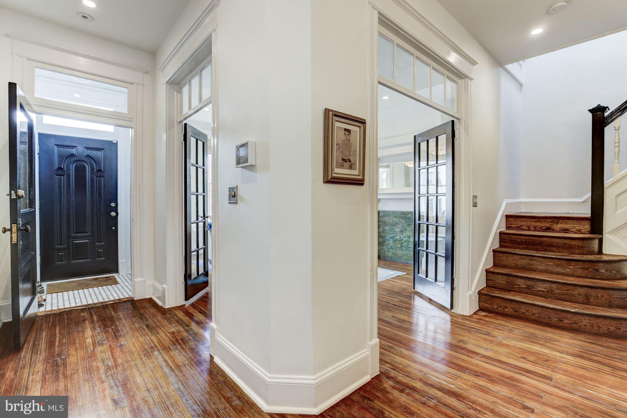 14 R Street Northeast Washington, DC 20002 - Photo 2 of 20 Entry