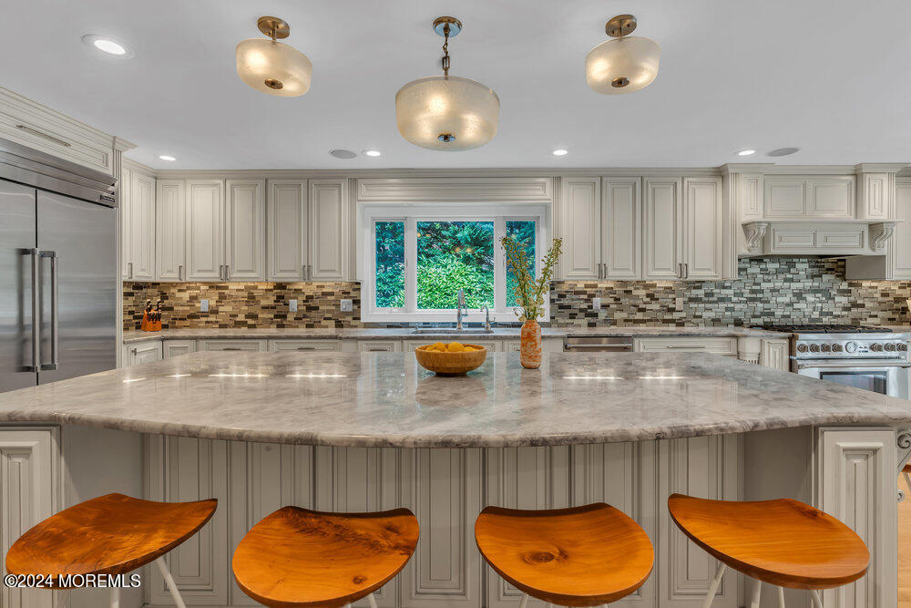 7 Shadow Ridge Court Holmdel, NJ 07733 - Photo 11 of 42 dsc07490_705