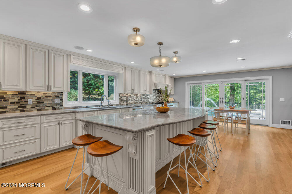 7 Shadow Ridge Court Holmdel, NJ 07733 - Photo 10 of 42 dsc07485_28
