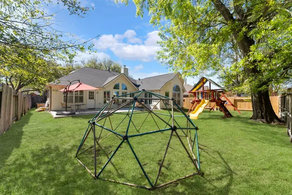 $330,000 | 31238 Quail Oak Park Lane, Spring, TX 77386