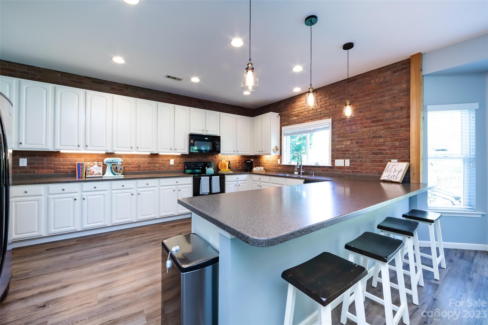 9317 Seamill Road Charlotte, NC 28278 - Photo 15 of 45 Gallery Image 15