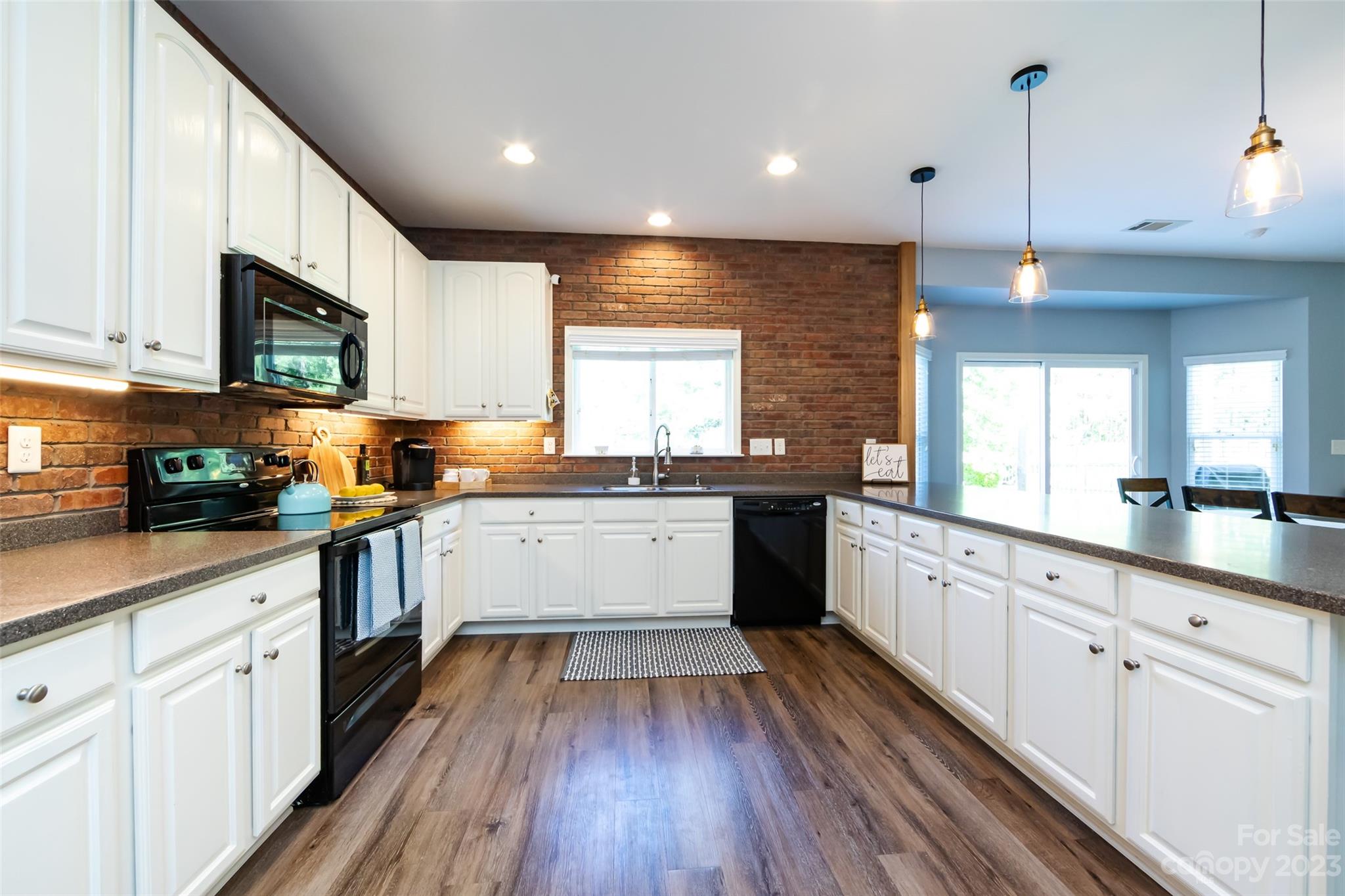 9317 Seamill Road Charlotte, NC 28278 - Photo 16 of 45 Gallery Image 16