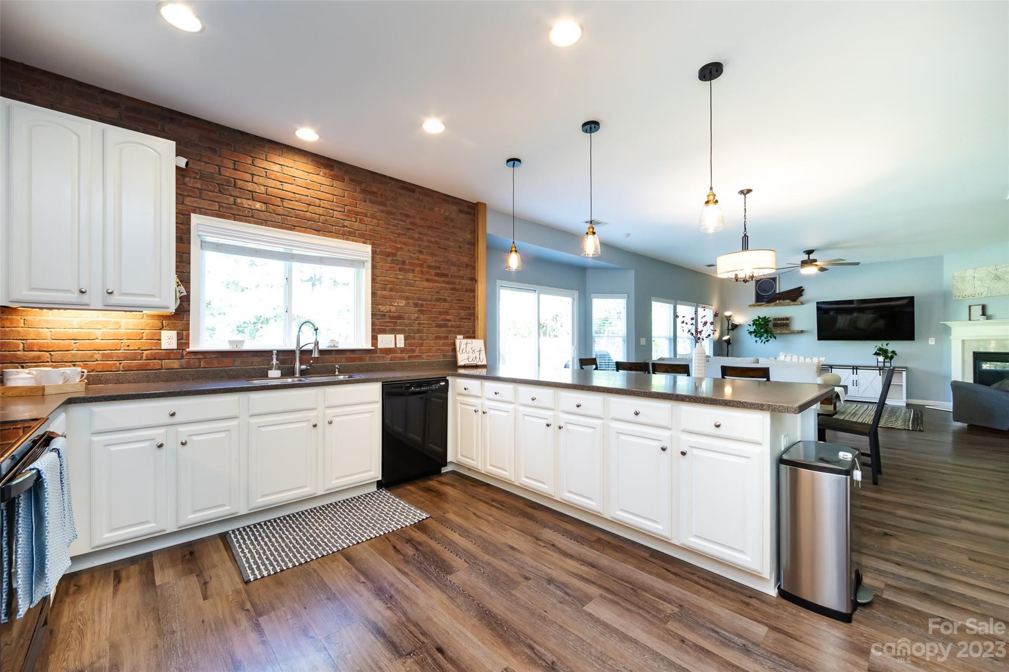 9317 Seamill Road Charlotte, NC 28278 - Photo 17 of 45 Gallery Image 17