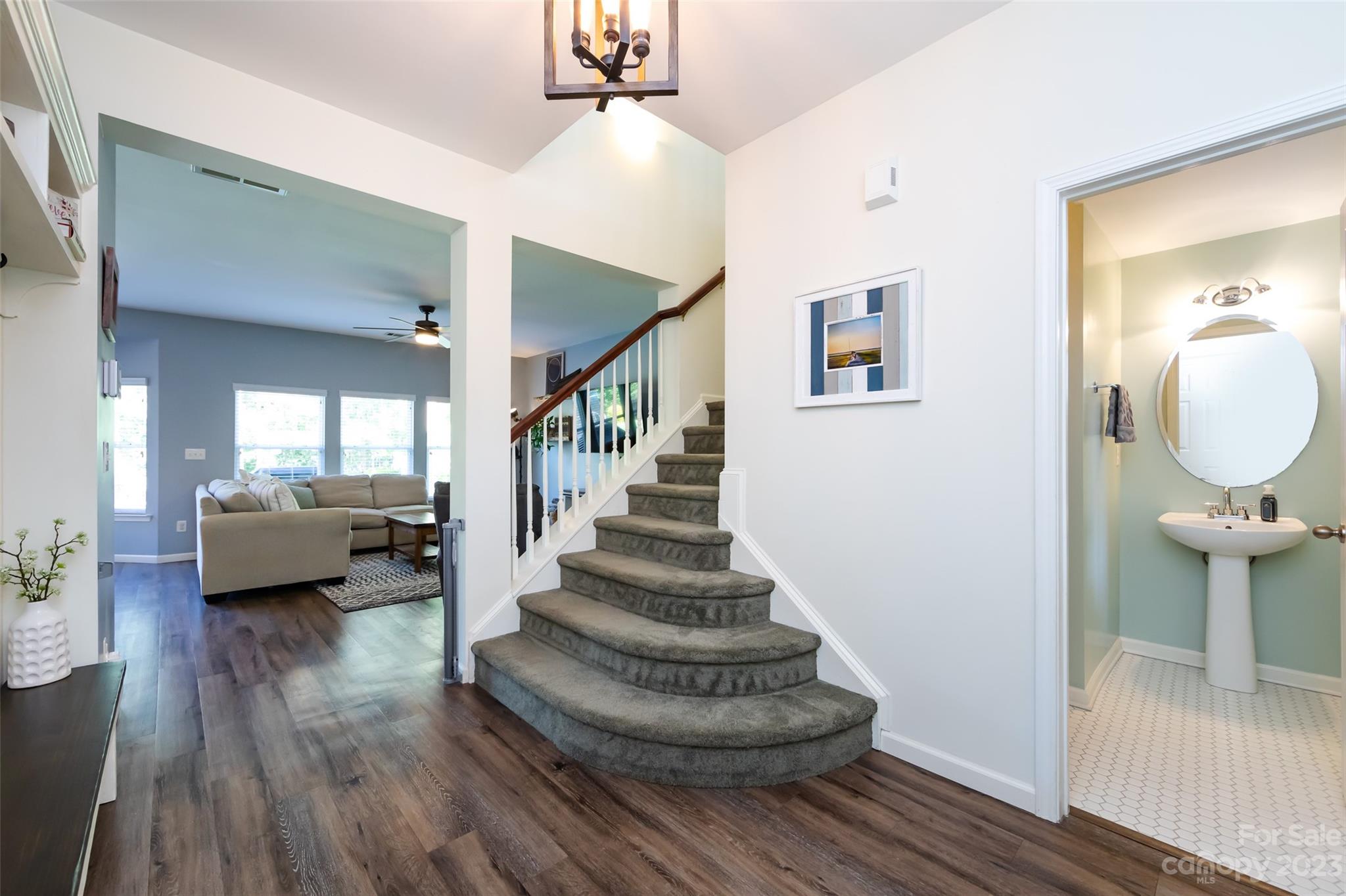9317 Seamill Road Charlotte, NC 28278 - Photo 6 of 45 Gallery Image 6