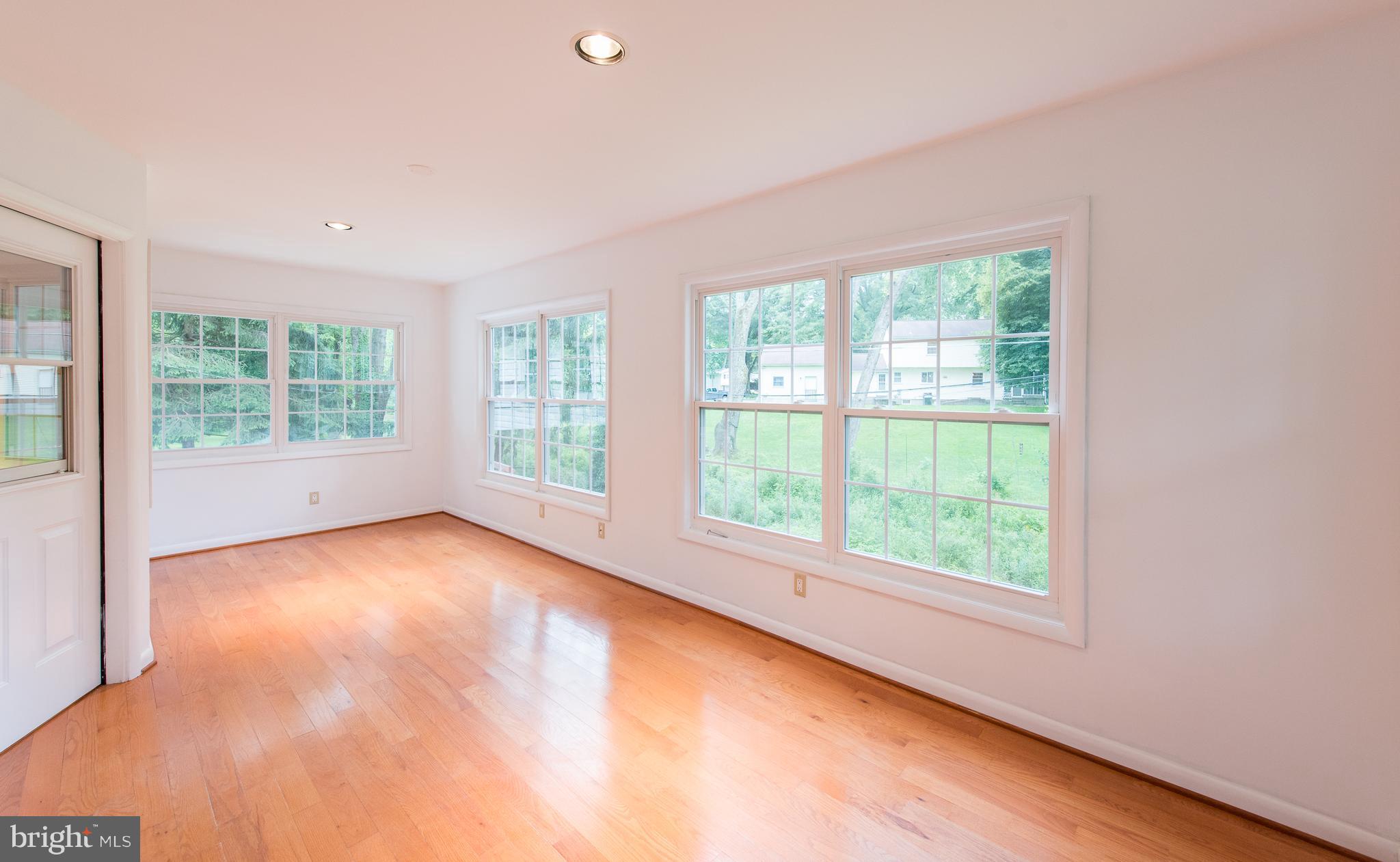 2914 Southview Road Ellicott City, MD 21042 - Photo 14 of 30 Interior (General)