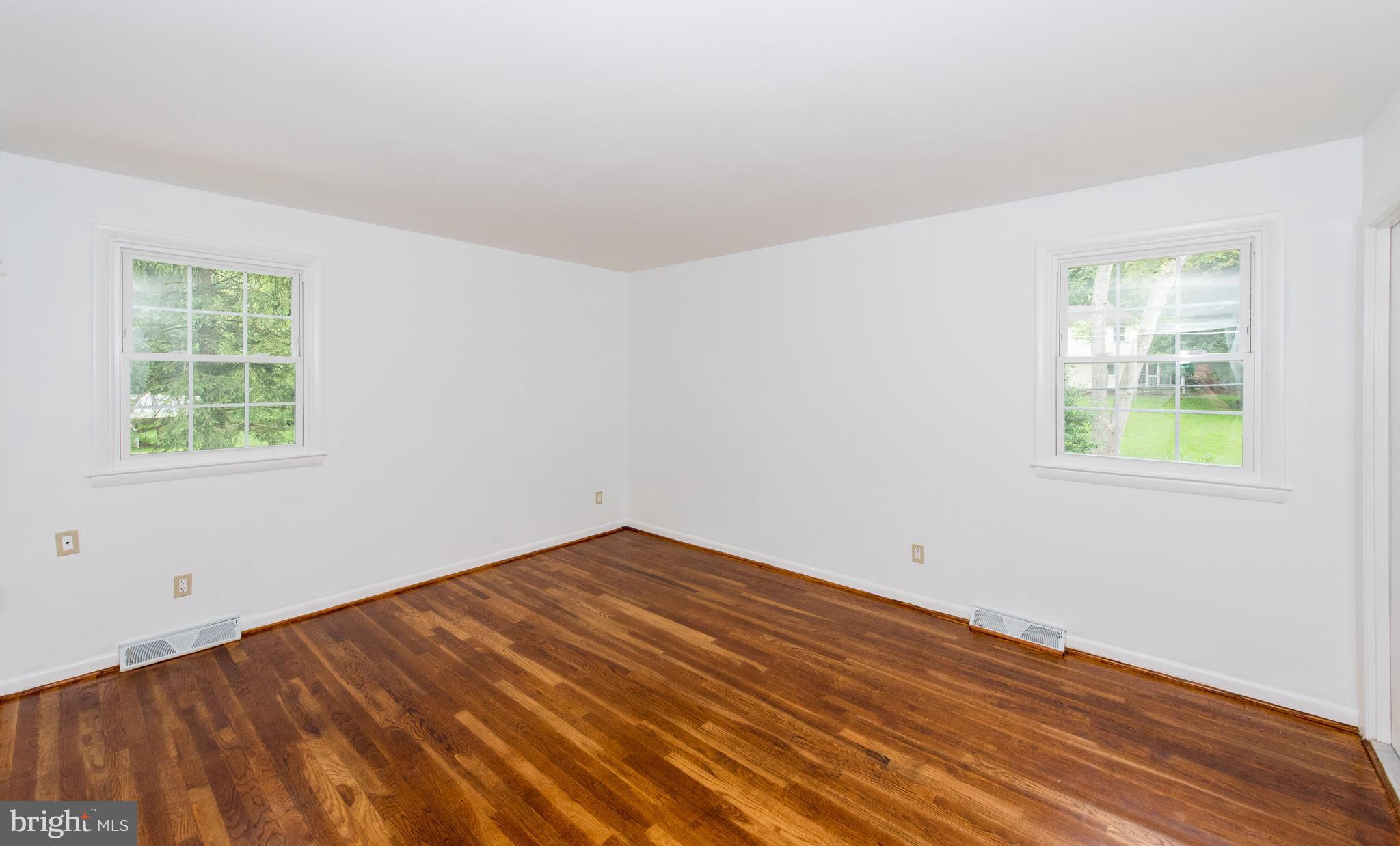 2914 Southview Road Ellicott City, MD 21042 - Photo 16 of 30 Bedroom (Master)