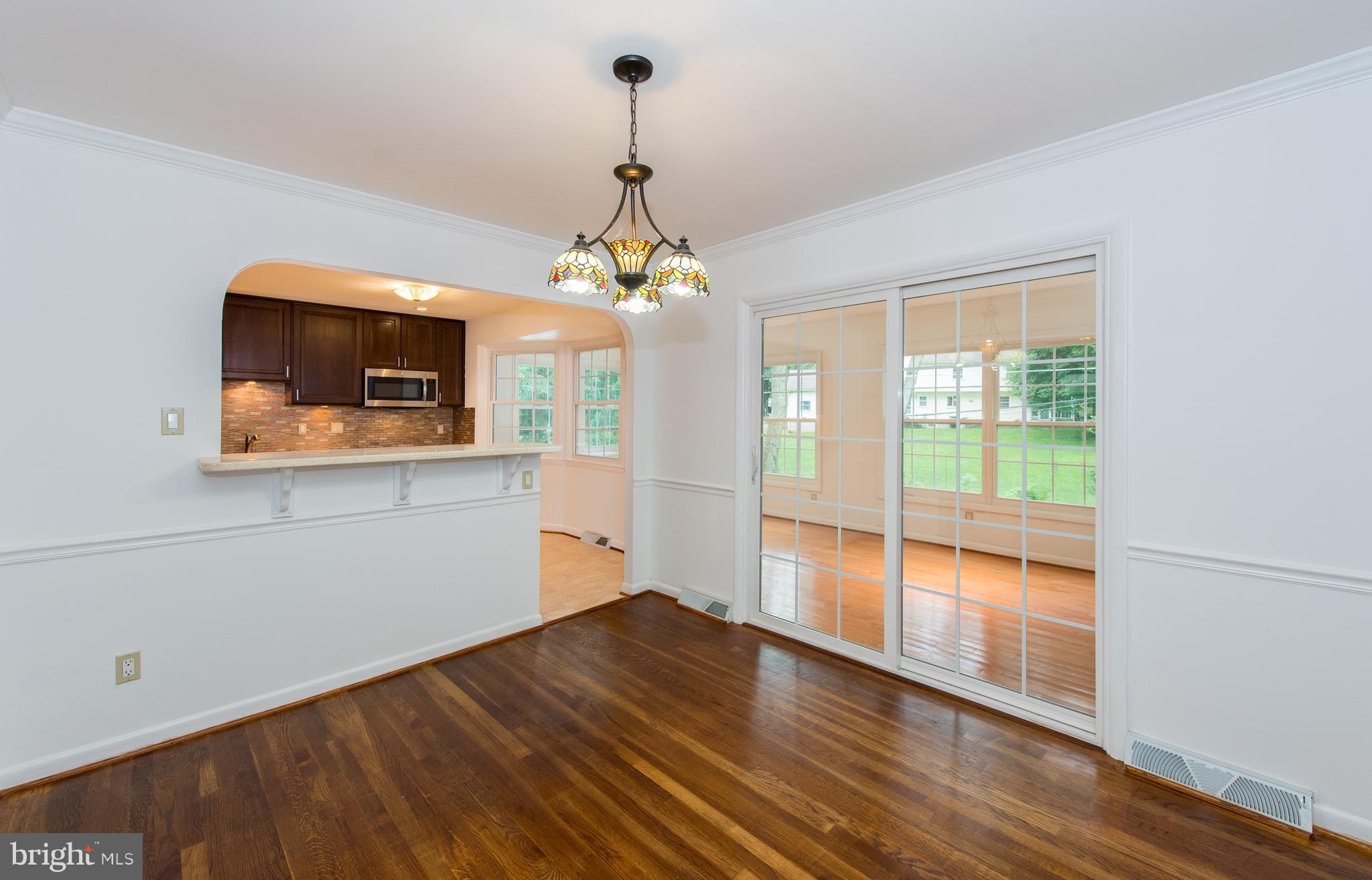 2914 Southview Road Ellicott City, MD 21042 - Photo 7 of 30 Dining Room