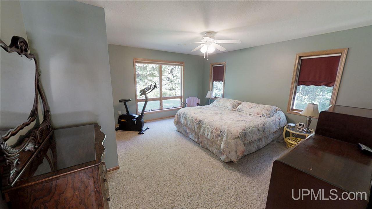 290 Chapel Ridge Road Marquette, MI 49855 - Photo 18 of 42 Gallery Image 18