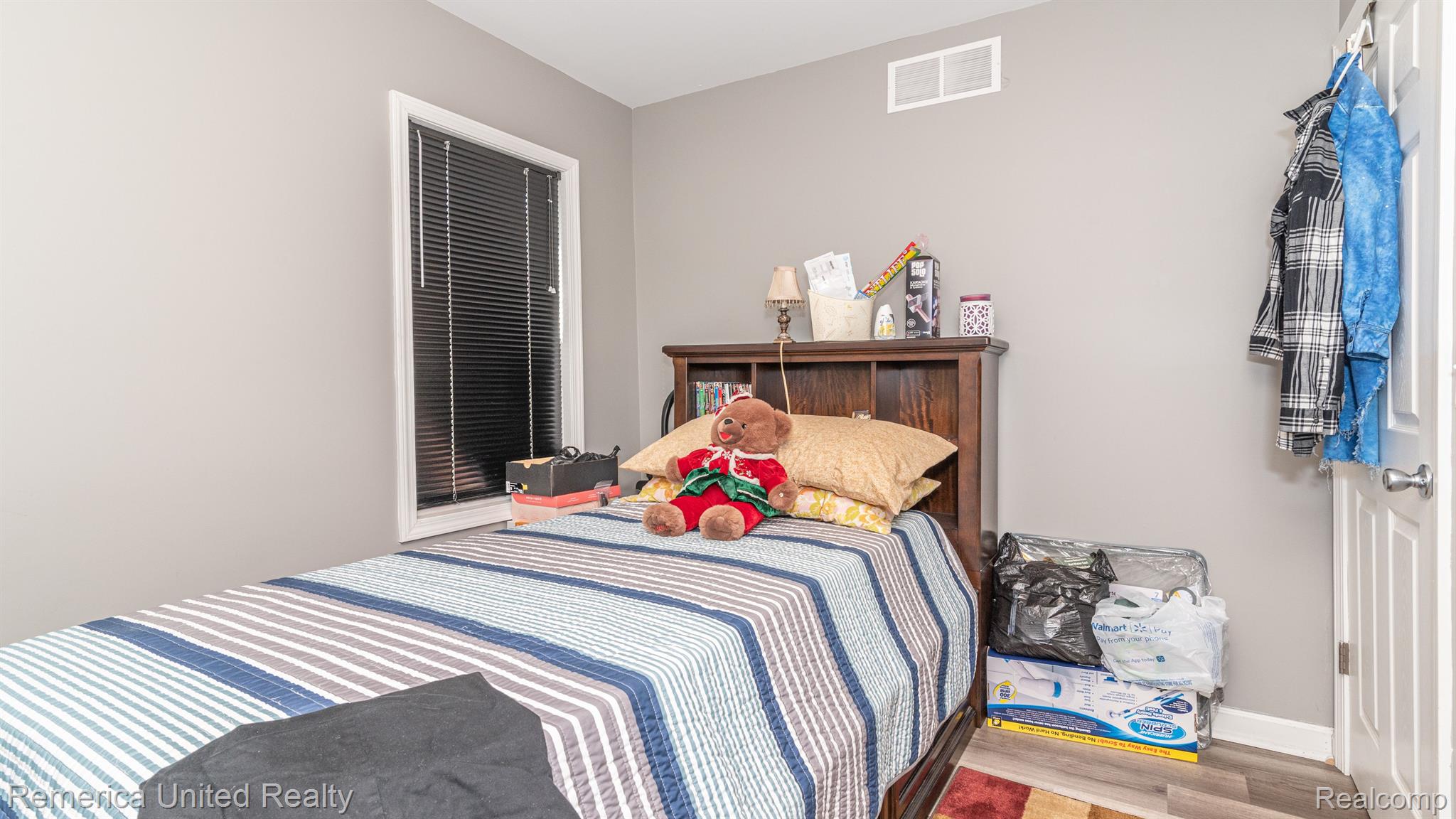 27583 Annapolis Road Westland, MI 48186 - Photo 26 of 32 Gallery Image 26